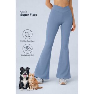 Halara Patitoff Flow Pet Hair Resistant Crossover High Waisted Pocket Leggings L